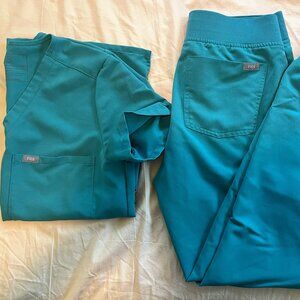 Figs Catarina One-Pocket Scrub Top and Figs Zamora Jogger Scrub Pants
